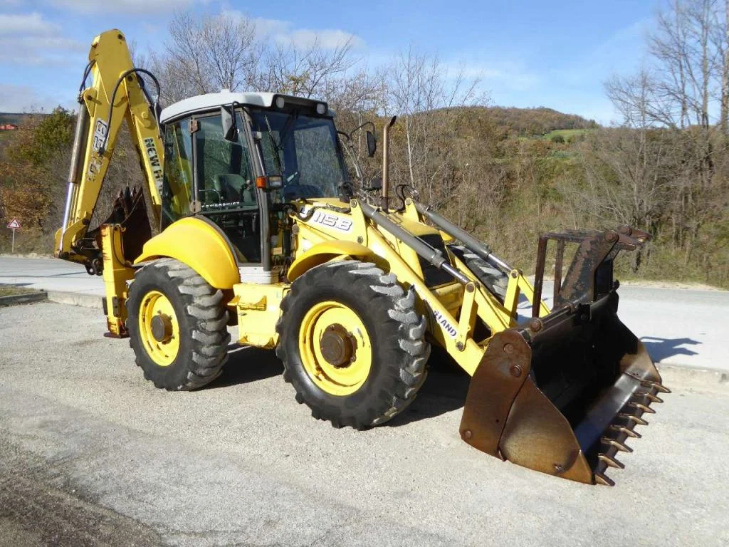 6-13.webp 2005 NEW HOLLAND LB 115 B – Image 1
