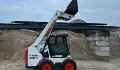 6-45-240x140-1.webp 2015 BOBCAT S510 – Image 1