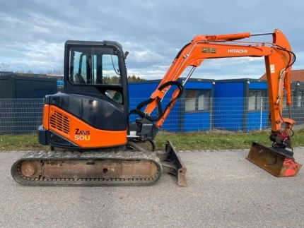 HITACHI ZX50, 4.5T + 3 GODETS