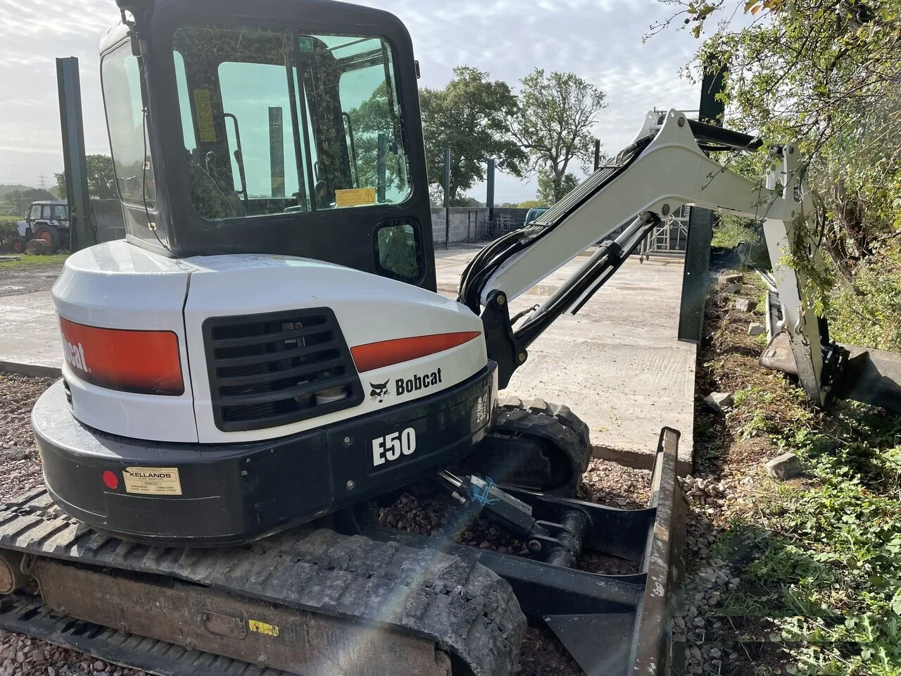 t4-1.webp BOBCAT E50, 4,9T, + 3 GODETS – Image 1