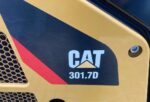 CATERPILLAR 301.7 D + 4 GODETS – Image 13